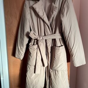 Bernardo Beige Puffer coats